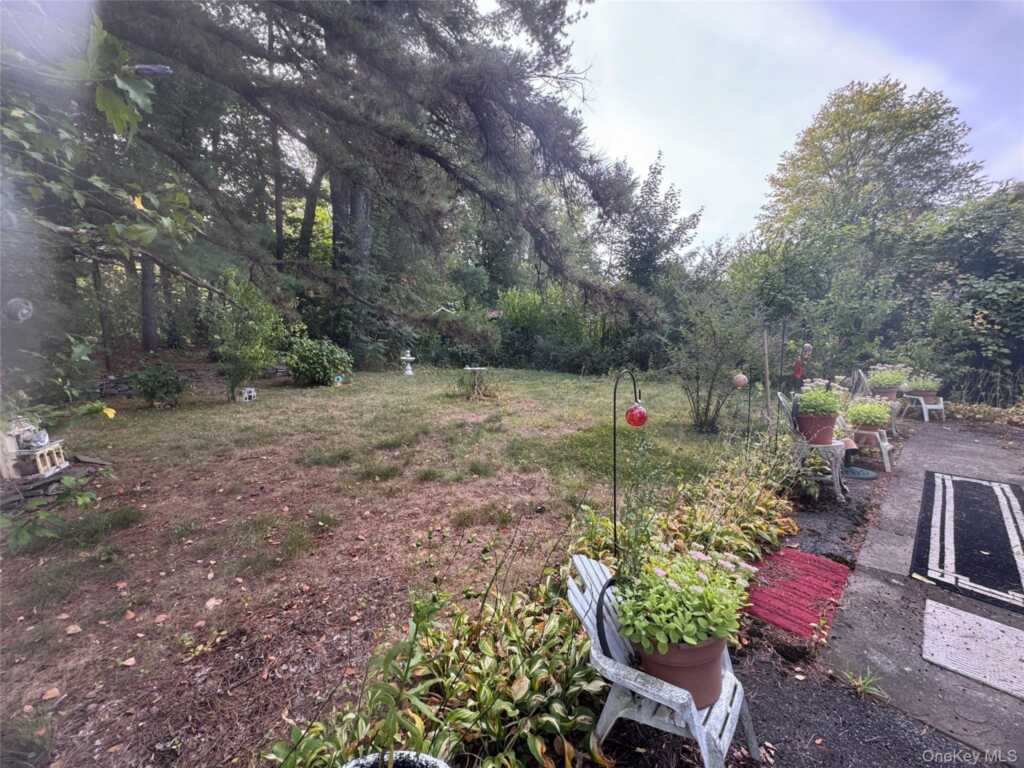 2 Cedar Lane, Saugerties, NY 12477 - Photo 6 of 17