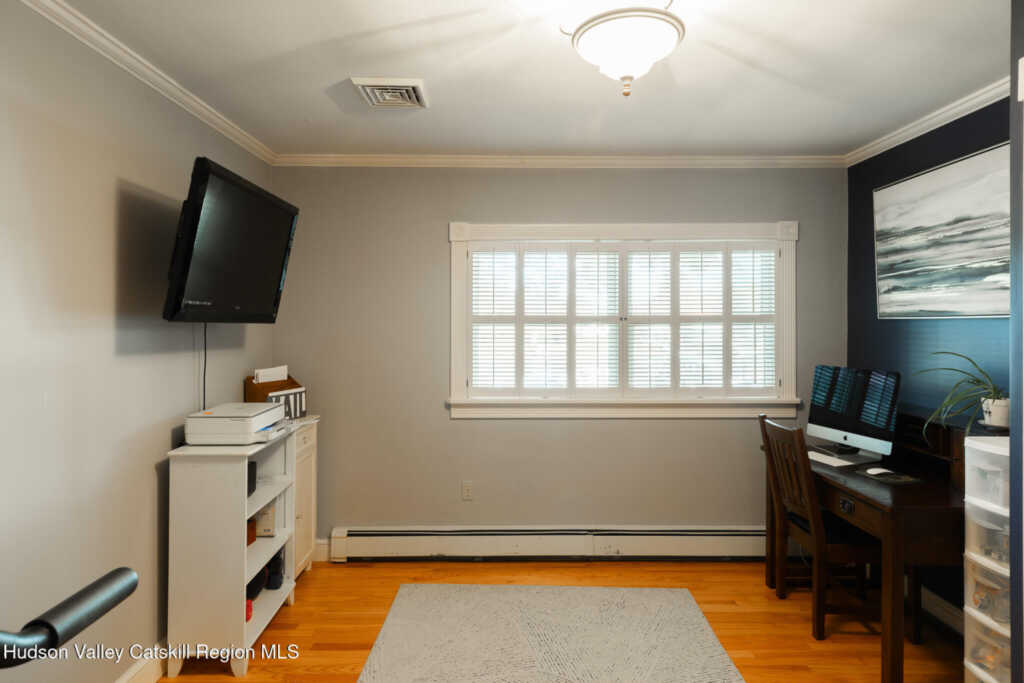 20 Ferry Street, Saugerties, NY 12477 - Photo 30 of 45