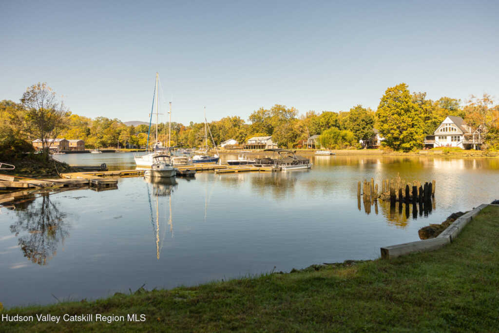 20 Ferry Street, Saugerties, NY 12477 - Photo 42 of 45