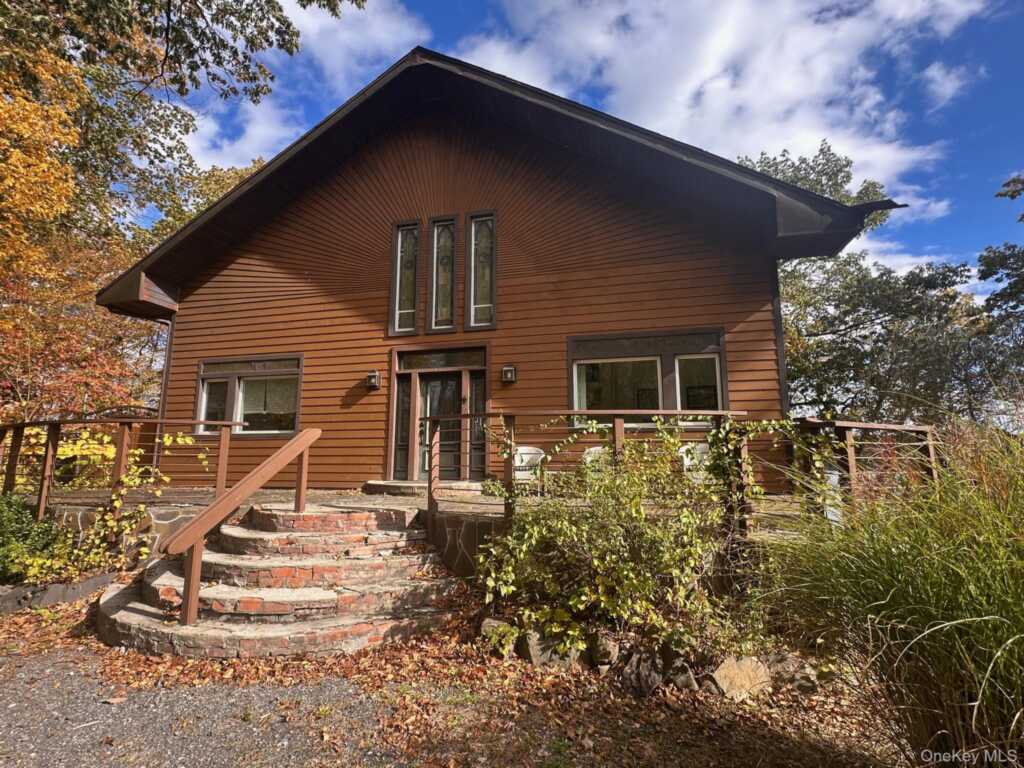 54 Deak Lane, Saugerties, NY 12477 - Photo 2 of 23