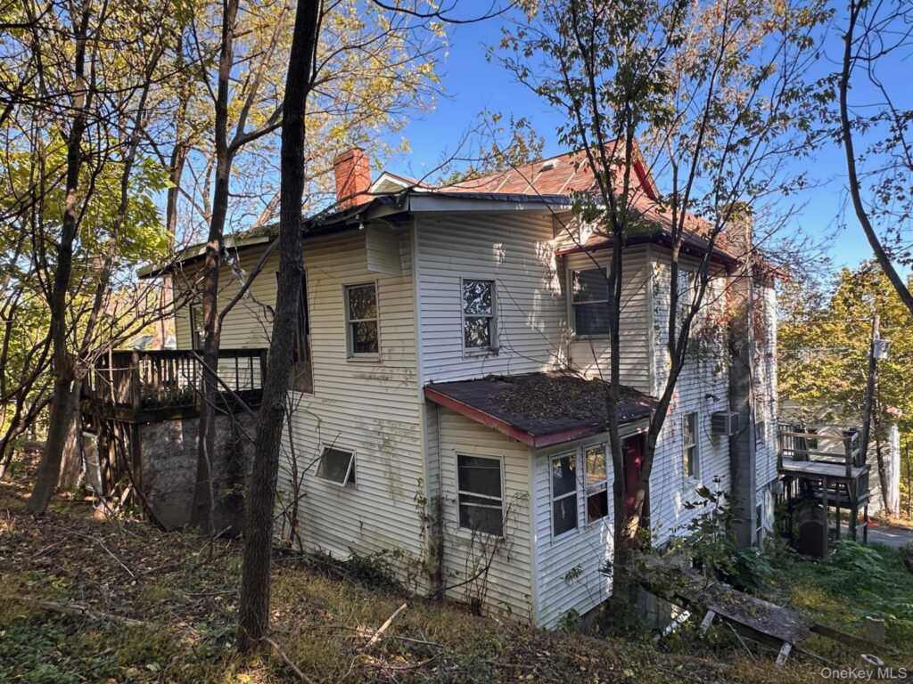 14 & 16 Underwood Street, Saugerties, NY 12477 - Photo 4 of 13