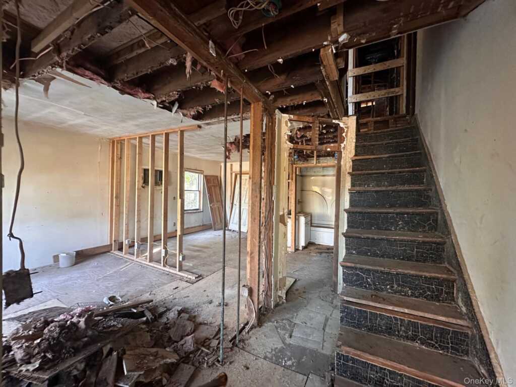 14 & 16 Underwood Street, Saugerties, NY 12477 - Photo 7 of 13