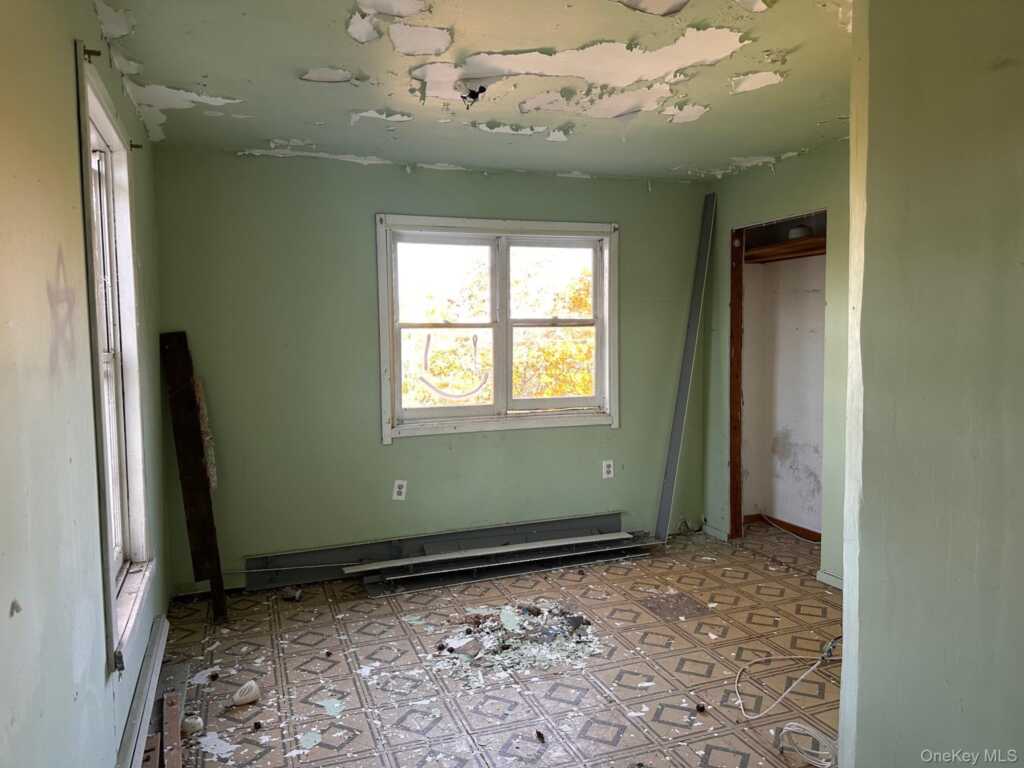 14 & 16 Underwood Street, Saugerties, NY 12477 - Photo 8 of 13