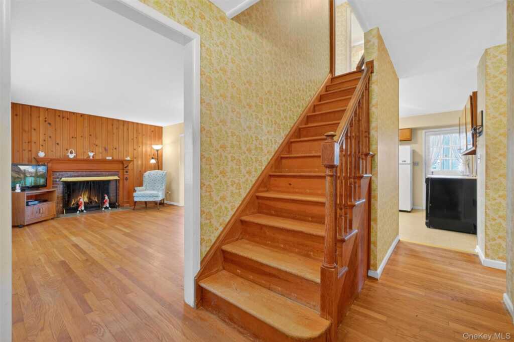 133 Sheryl Street, Hurley, NY 12443 - Photo 10 of 50