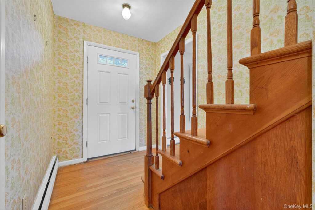 133 Sheryl Street, Hurley, NY 12443 - Photo 11 of 50