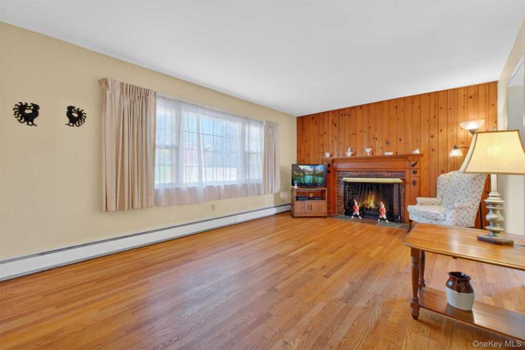 133 Sheryl Street, Hurley, NY 12443 - Photo 14 of 50