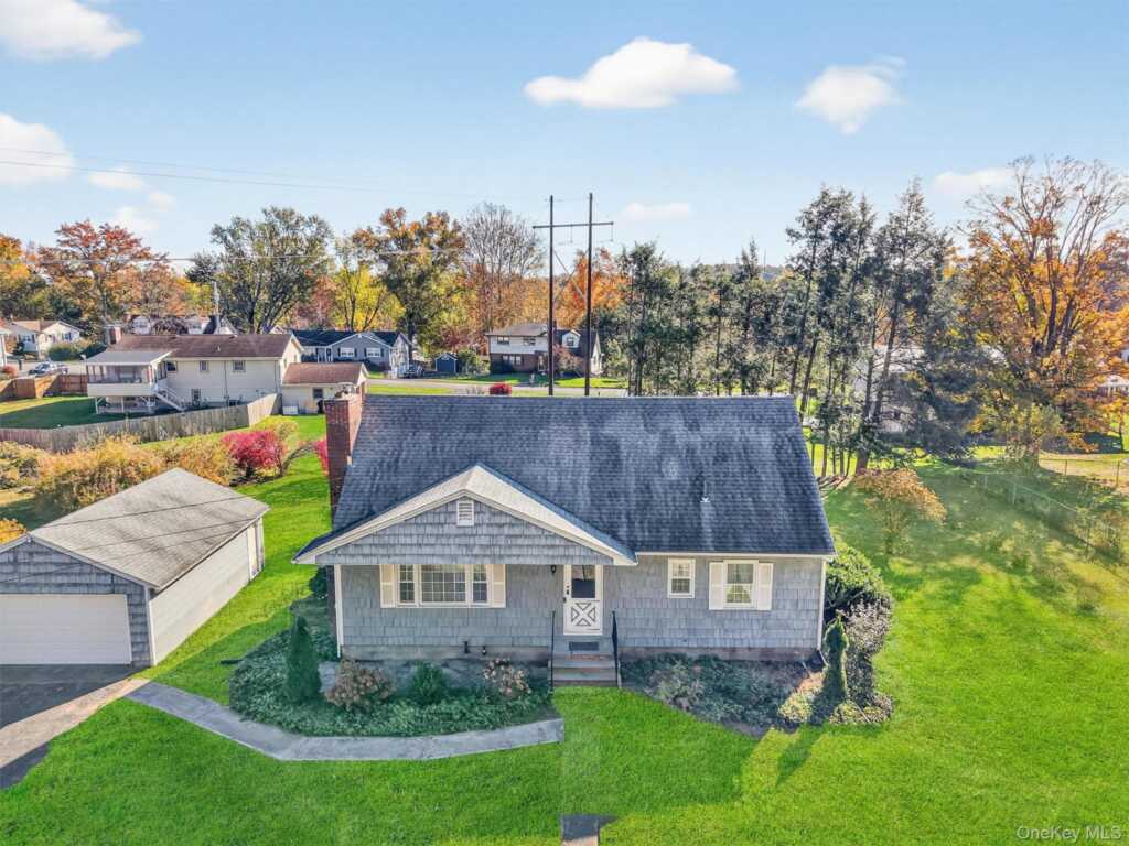 133 Sheryl Street, Hurley, NY 12443 - Photo 3 of 50