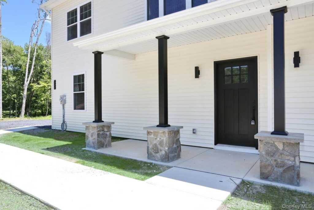 334 N Ohioville Rd, New Paltz, NY 12561 - Photo 3 of 50