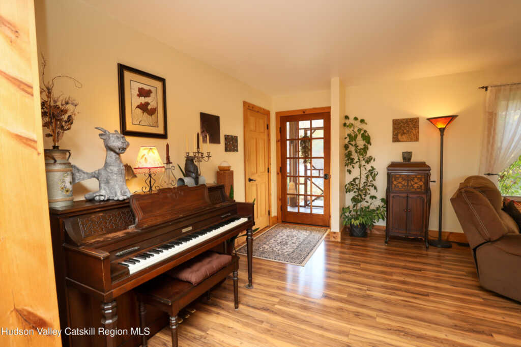 60 John Shults Road, Saugerties, NY 12477 - Photo 5 of 44