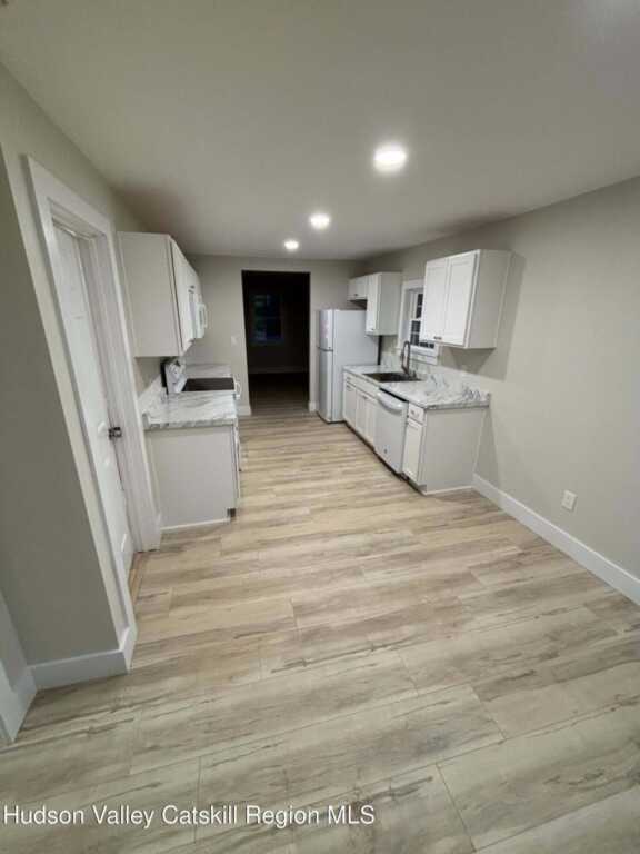 13 Saugertes Manor Road, Saugerties, NY 12477 - Photo 3 of 11