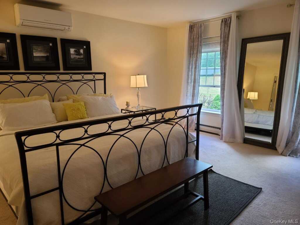 11 Beacham Road, Rhinebeck, NY 12572 - Photo 5 of 27