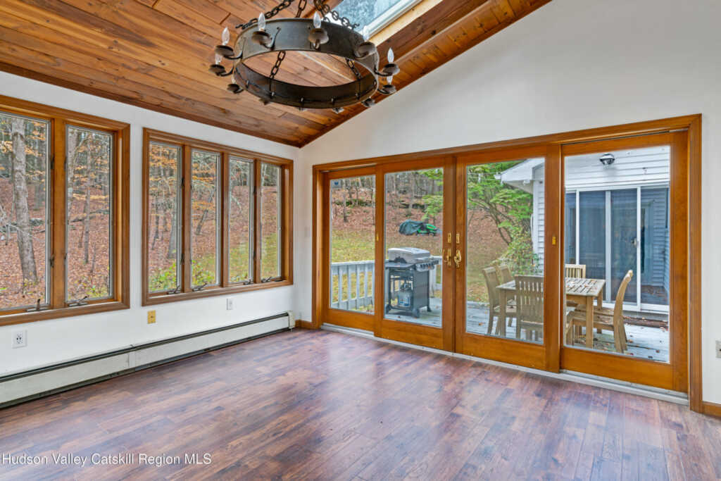 1521 Glasco Turnpike, Saugerties, NY 12477 - Photo 18 of 44