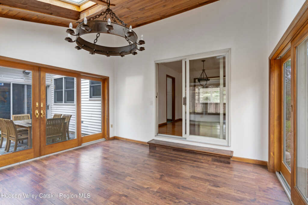 1521 Glasco Turnpike, Saugerties, NY 12477 - Photo 19 of 44