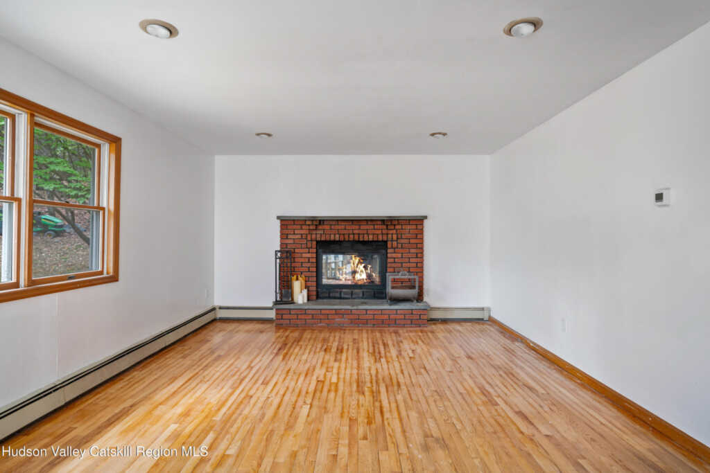 1521 Glasco Turnpike, Saugerties, NY 12477 - Photo 27 of 44