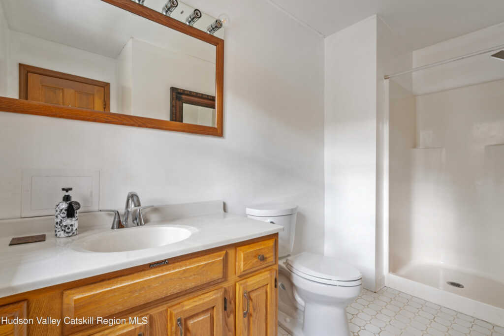 1521 Glasco Turnpike, Saugerties, NY 12477 - Photo 37 of 44