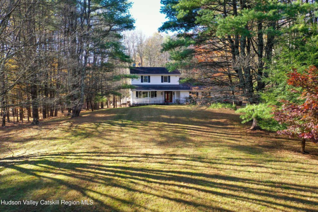 1521 Glasco Turnpike, Saugerties, NY 12477 - Photo 38 of 44