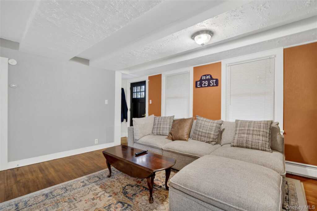 81 Dewitt Street, Kingston, NY 12401 - Photo 10 of 38