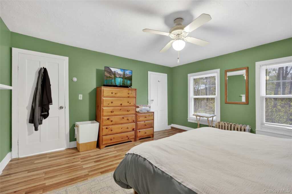 81 Dewitt Street, Kingston, NY 12401 - Photo 31 of 38