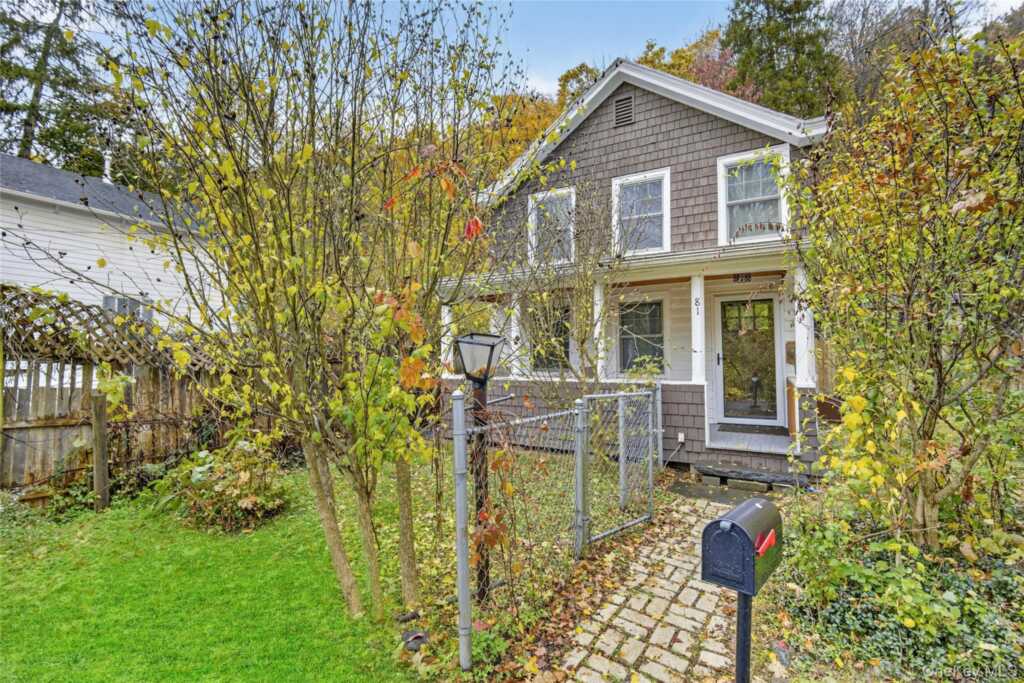 81 Dewitt Street, Kingston, NY 12401 - Photo 5 of 38