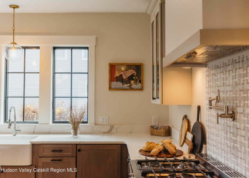 139 Highland Avenue, Kingston, NY 12401 - Photo 15 of 50