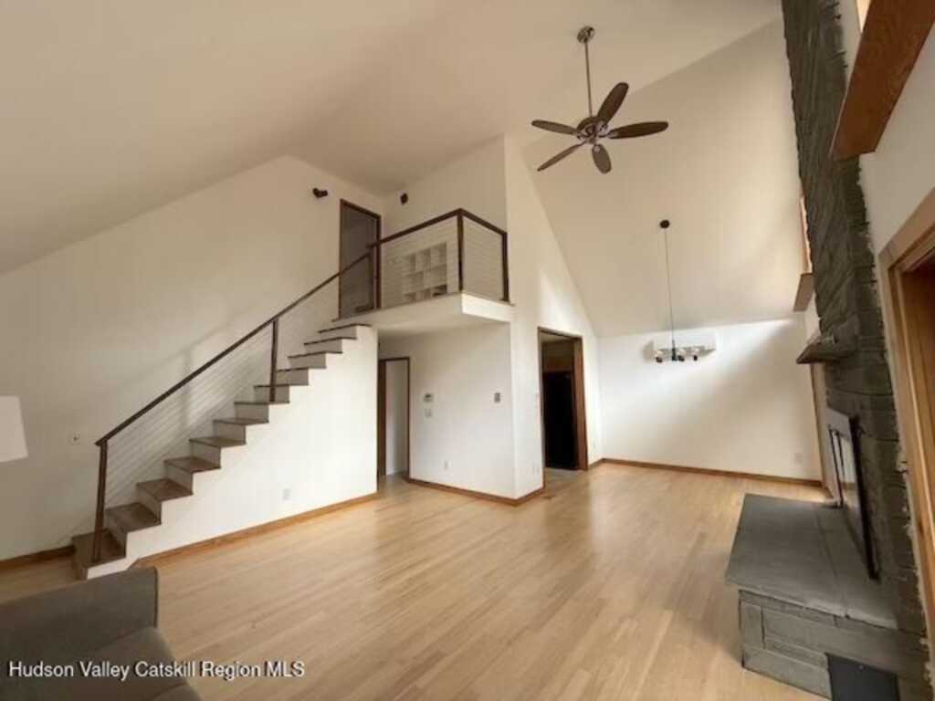 21 Cramer Road, Rhinebeck, NY 12572 - Photo 2 of 15