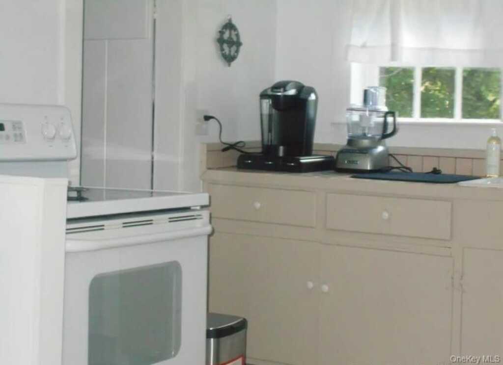 88 Rock City Rd, Woodstock, NY 12498 - Photo 11 of 13