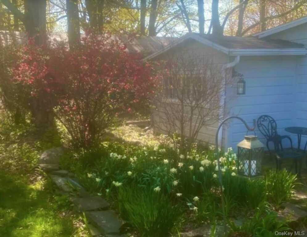 88 Rock City Rd, Woodstock, NY 12498 - Photo 5 of 13