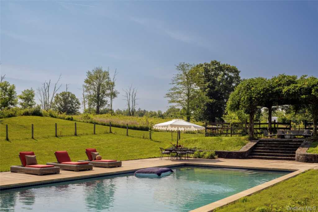 243 Morton Road, Rhinebeck, NY 12572 - Photo 2 of 44