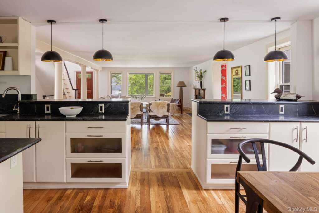 243 Morton Road, Rhinebeck, NY 12572 - Photo 9 of 44