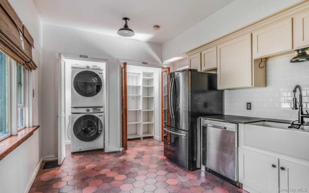 86 Rock City Road, Woodstock, NY 12498 - Photo 6 of 25