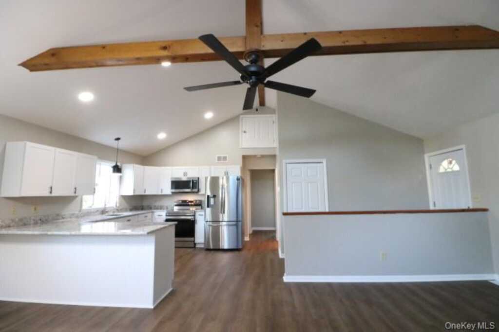 3218 Route 9w, Unit #1, Saugerties, NY 12477 - Photo 7 of 13