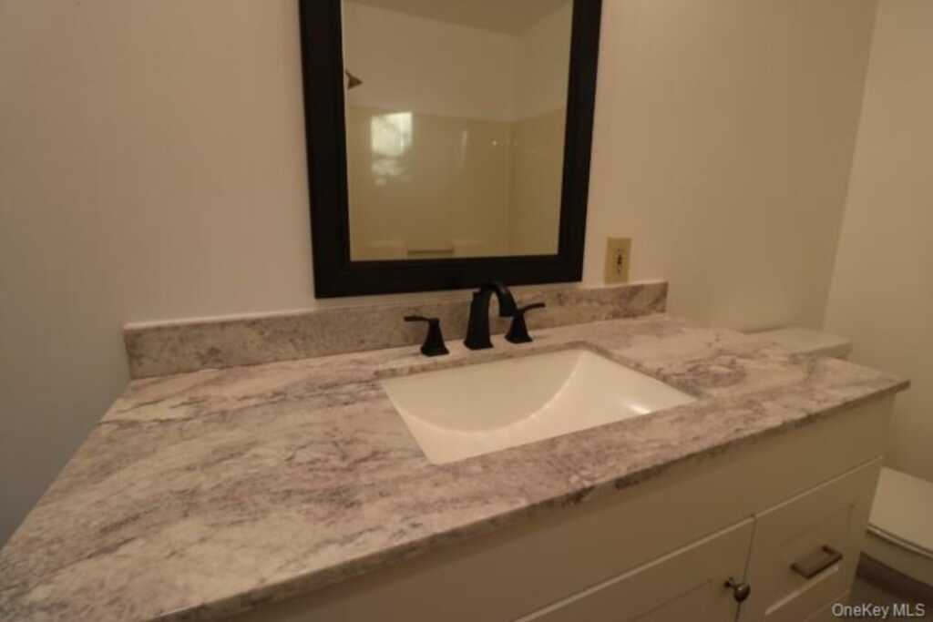 3218 Route 9w, Unit #1, Saugerties, NY 12477 - Photo 8 of 13