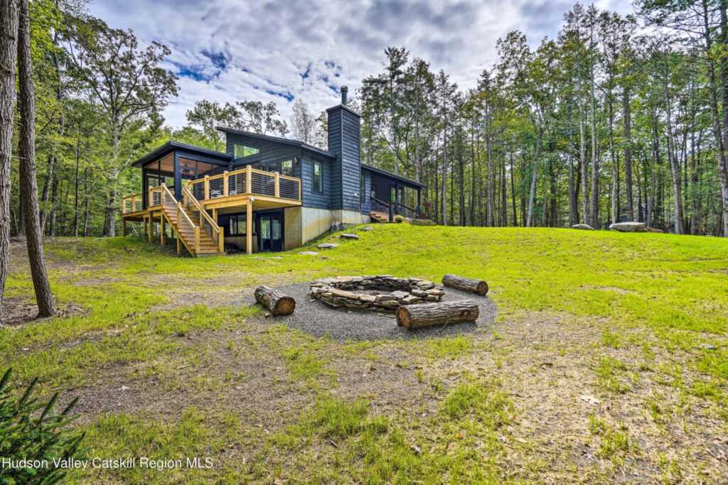 158 Rivka Road, Saugerties, NY 12477