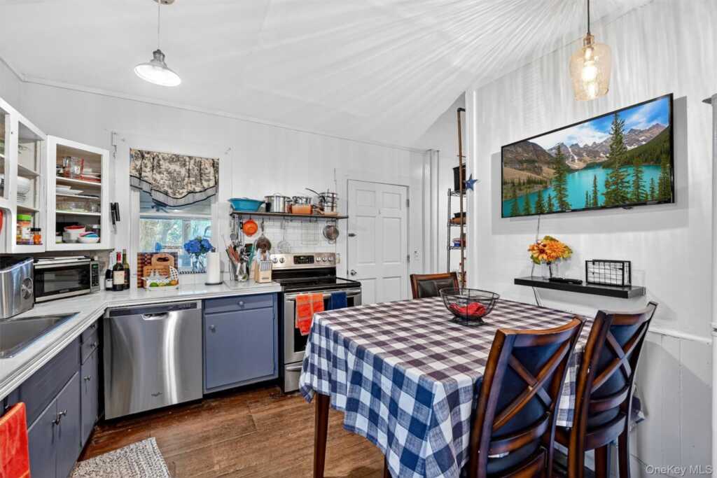 214 State Route 32, New Paltz, NY 12561 - Photo 15 of 37