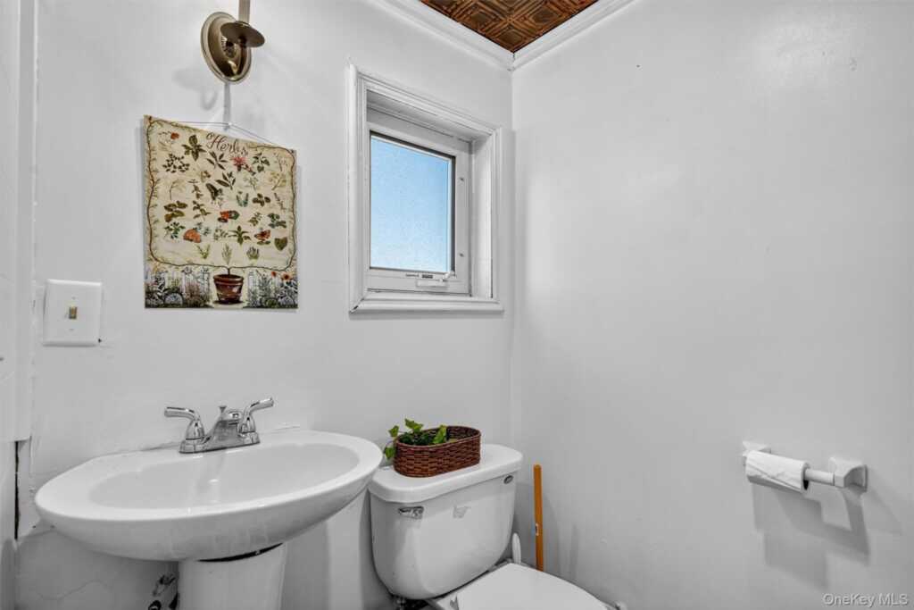 214 State Route 32, New Paltz, NY 12561 - Photo 18 of 37