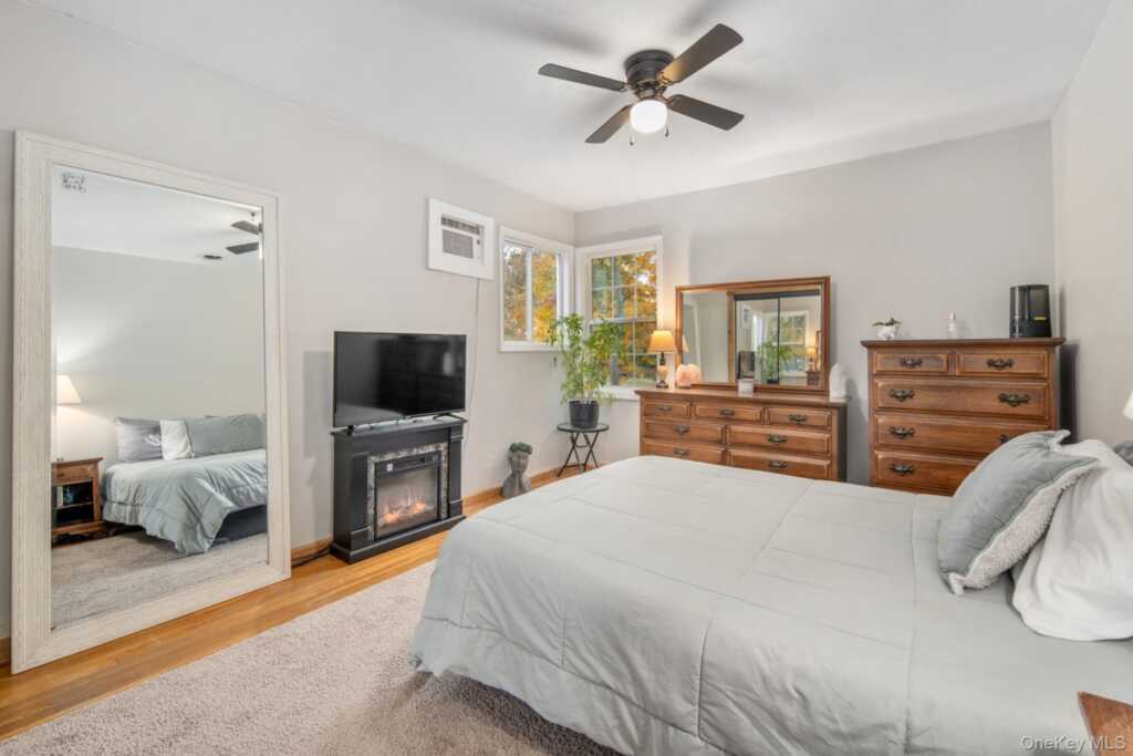 27 Appletree Drive, Saugerties, NY 12477 - Photo 11 of 41