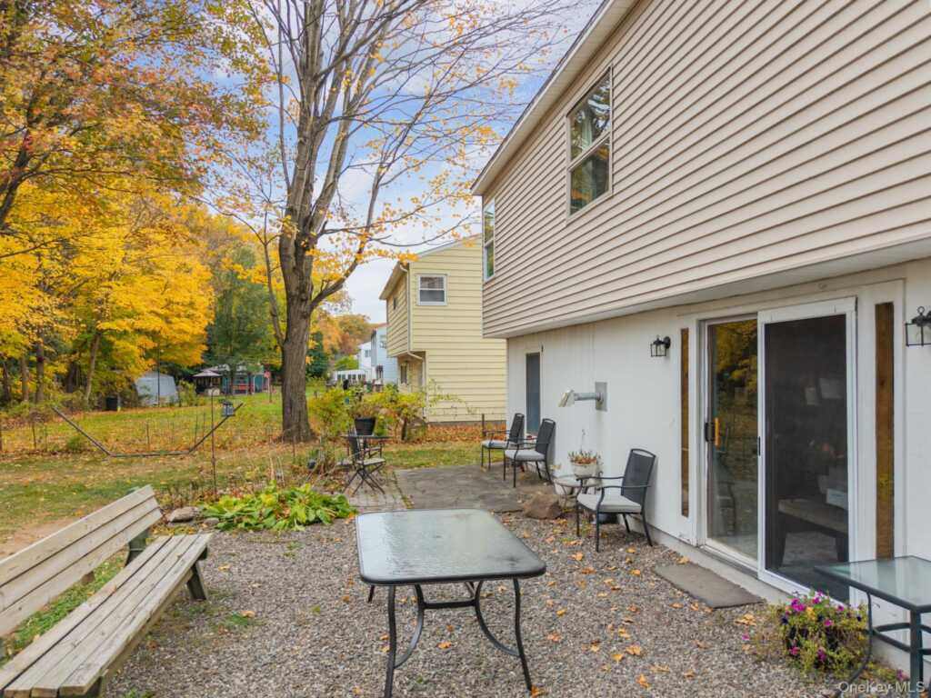 27 Appletree Drive, Saugerties, NY 12477 - Photo 29 of 41