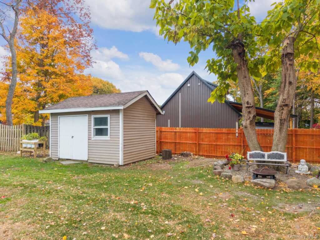 27 Appletree Drive, Saugerties, NY 12477 - Photo 34 of 41