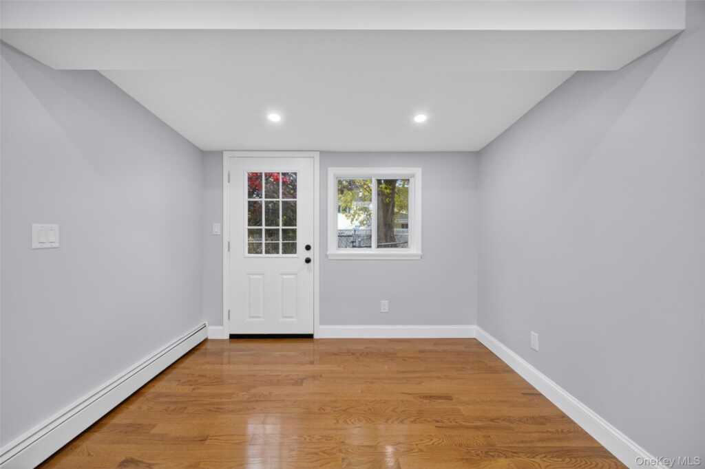 13 Mountain View Avenue, Saugerties, NY 12477 - Photo 12 of 42