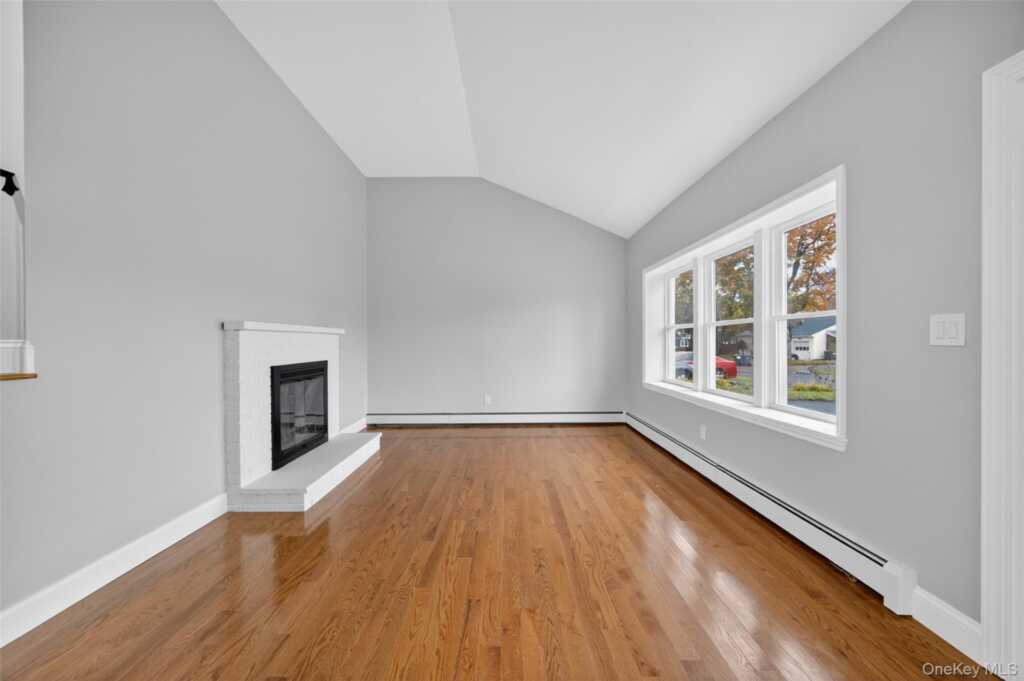 13 Mountain View Avenue, Saugerties, NY 12477 - Photo 15 of 42