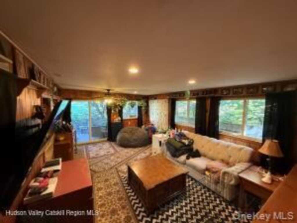 53 Shufeldt Street, Kingston, NY 12401 - Photo 4 of 15