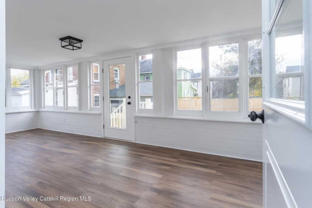 49 Montrepose Avenue, Kingston, NY 12401 - Photo 13 of 38