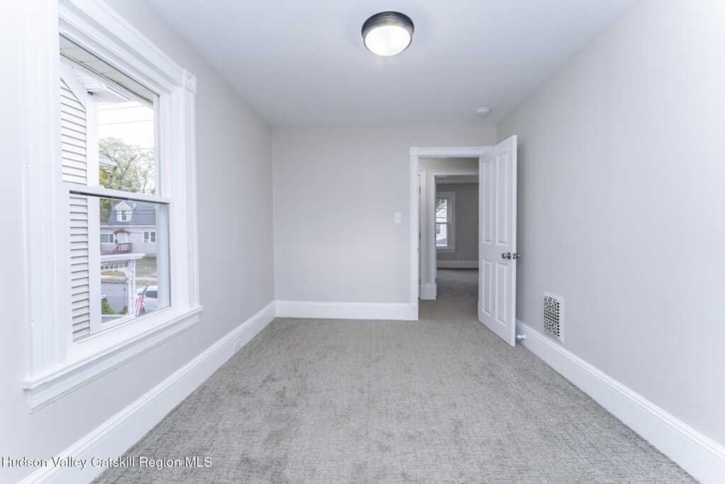 49 Montrepose Avenue, Kingston, NY 12401 - Photo 27 of 38