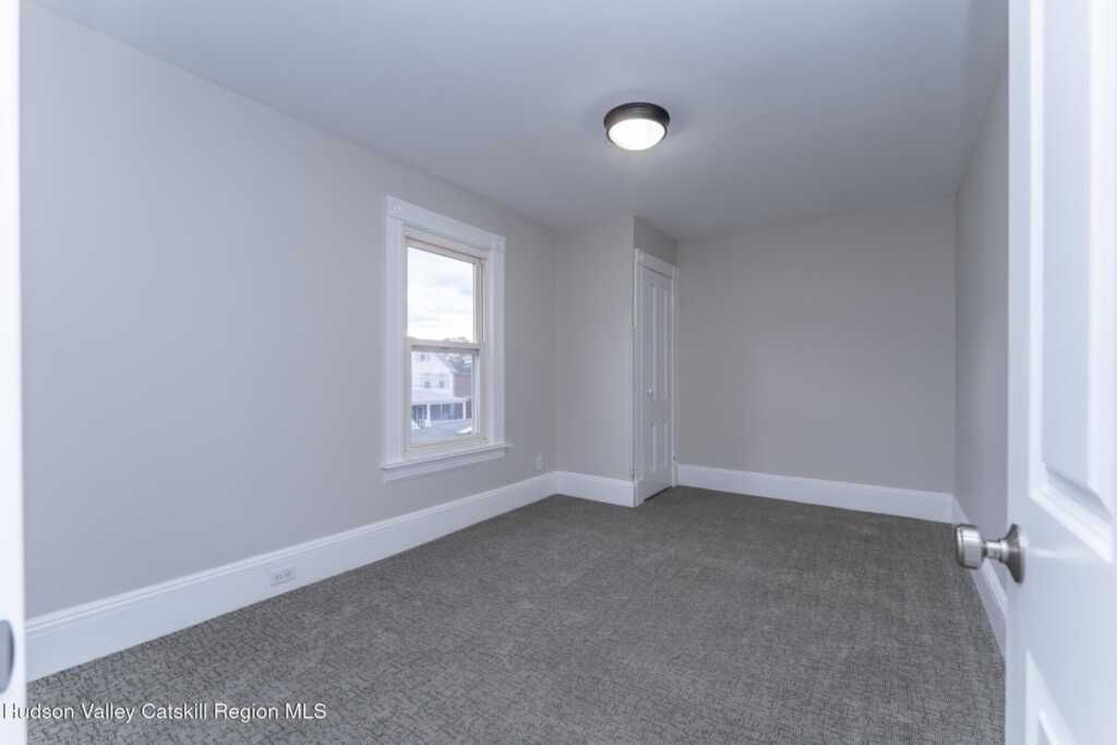 49 Montrepose Avenue, Kingston, NY 12401 - Photo 29 of 38