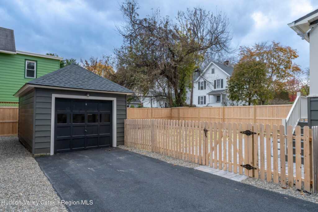 49 Montrepose Avenue, Kingston, NY 12401 - Photo 35 of 38