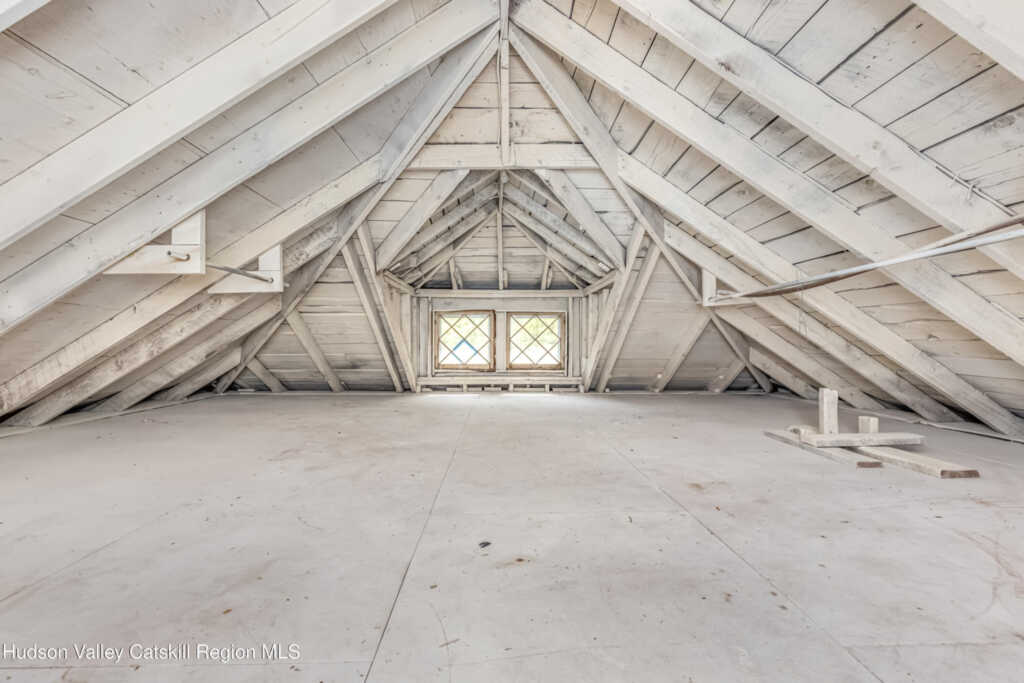 40 Lower Byrdcliffe Road, Woodstock, NY 12498 - Photo 32 of 39