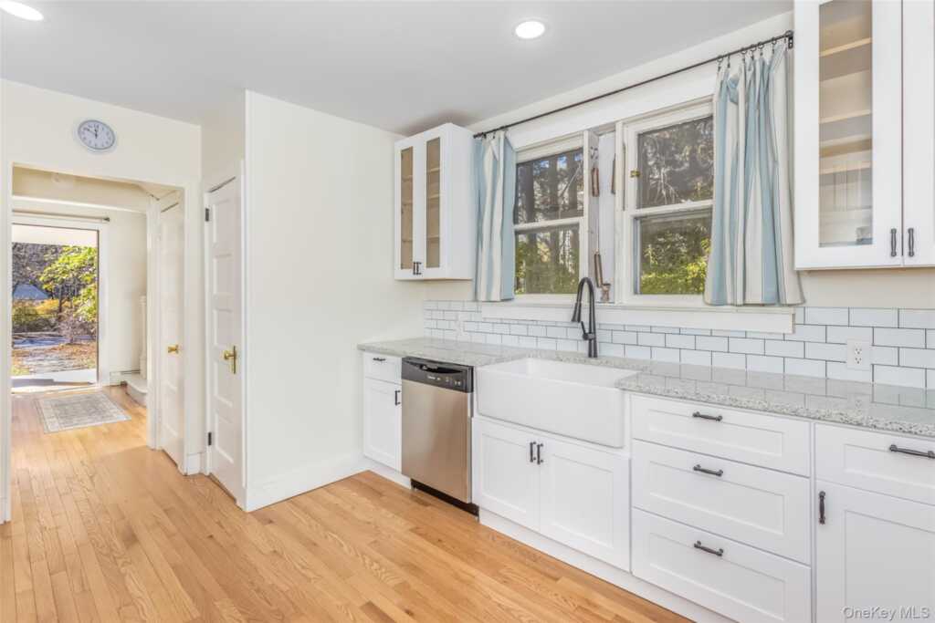 40 Lower Byrdcliffe Road, Woodstock, NY 12498 - Photo 7 of 39