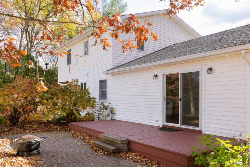 6 Somers Drive, Rhinebeck, NY 12572 - Photo 29 of 32