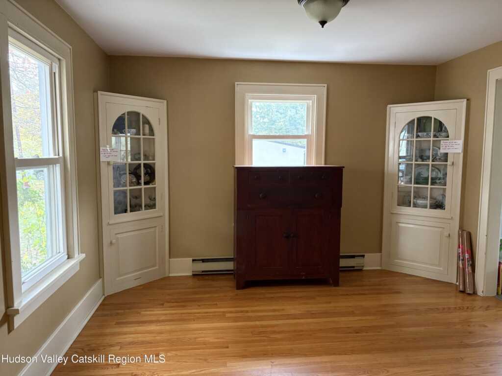 28 North Manheim Boulevard, New Paltz, NY 12561 - Photo 3 of 16