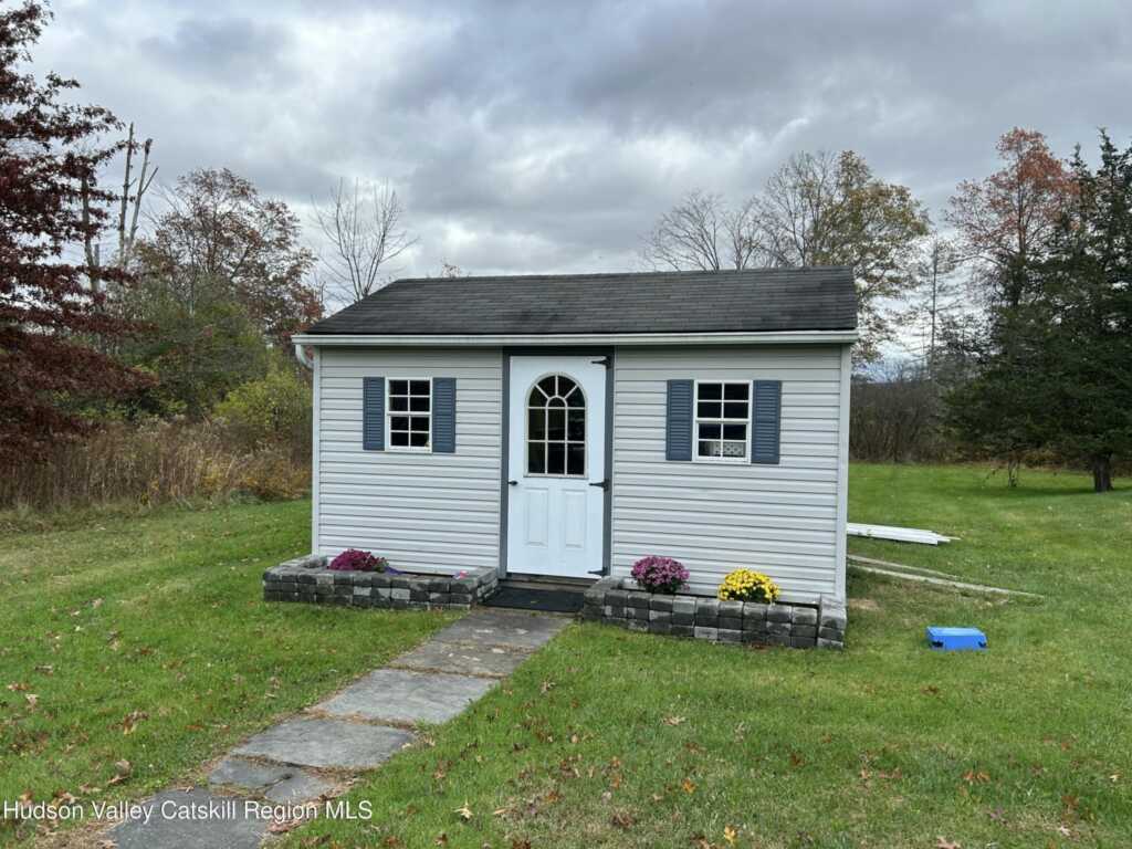 6 High Ridge Road, New Paltz, NY 12561 - Photo 2 of 40